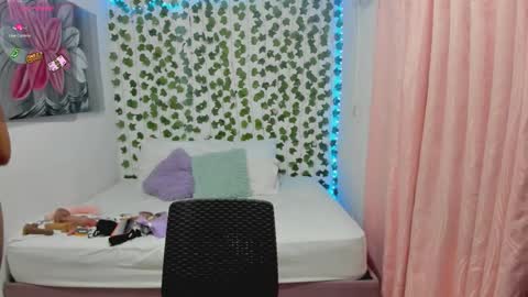 paulina online show from 10-04-25, 10:35