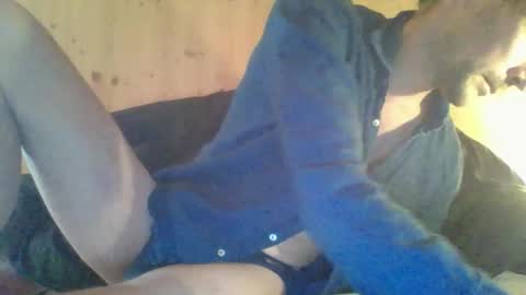 Snapshot of paueriwan chatting on 11-17-25, 10:10 paueriwan online show from 11-17-25, 10:10