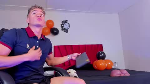 Paull George online show from 10-11-25, 03:10