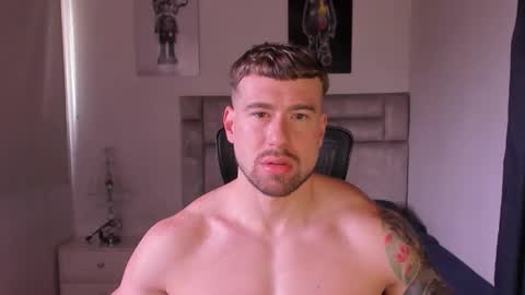 PAUL ROGER online show from 12-19-25, 01:40