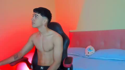 Snapshot of paul_sexycock chatting on 02-07-25, 03:30 paul_sexycock online show from 02-07-25, 03:30