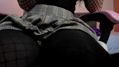 Snapshot of paula_kawaiifu chatting on 11-04-25, 01:32 CALL ME PAULA online show from 11-04-25, 01:32