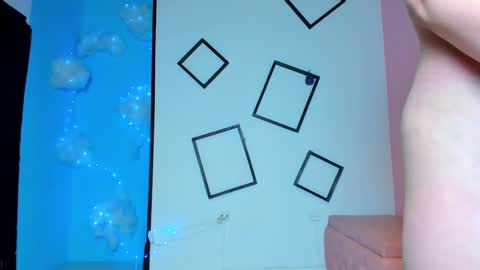 paula_miler1 online show from 10-06-25, 02:14