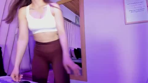 paula_miler1 online show from 04-07-26, 02:06