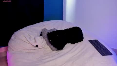 Paulina online show from 10-30-25, 08:09