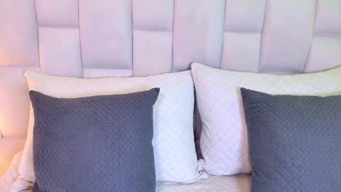 Paulina  online show from 12-20-25, 07:43