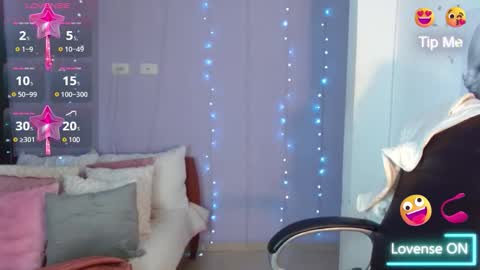 Snapshot of paulina_galvis2700 chatting on 11-25-25, 02:39 paulina online show from 11-25-25, 02:39