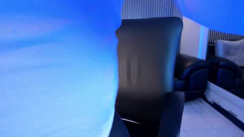 Paulina  online show from 10-25-25, 12:23