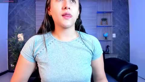 Snapshot of paulina_sweett chatting on 02-03-26, 12:10 Paulina online show from 02-03-26, 12:10