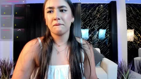 Snapshot of paulina_sweett chatting on 03-02-26, 12:56 Paulina online show from 03-02-26, 12:56