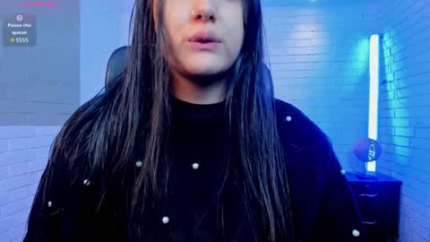 Snapshot of paulina_sweett chatting on 03-25-26, 12:33 Paulina online show from 03-25-26, 12:33