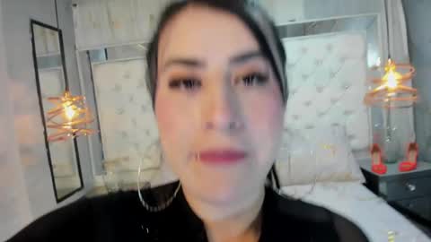 paulinabelen21 online show from 03-08-25, 04:01
