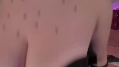 paulinabelen21 online show from 11-01-25, 04:14