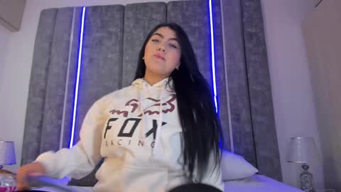Snapshot of paulinaduarte_ chatting on 01-17-25, 11:59 Paulina online show from 01-17-25, 11:59