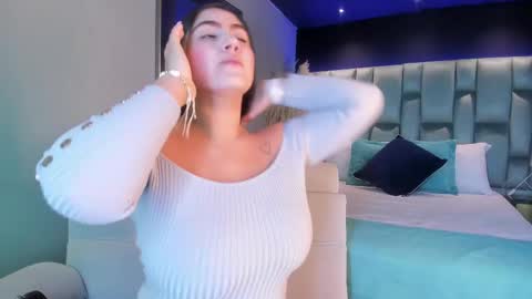 Snapshot of paulinaduarte_ chatting on 02-22-25, 11:46 Paulina online show from 02-22-25, 11:46