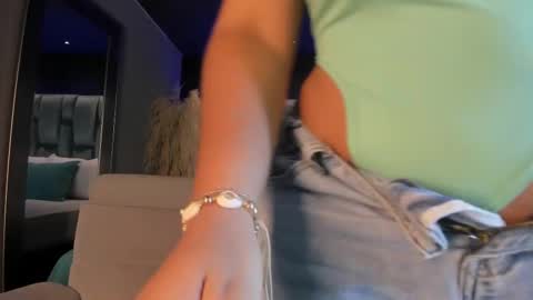 Snapshot of paulinaduarte_ chatting on 02-24-25, 12:37 Paulina online show from 02-24-25, 12:37