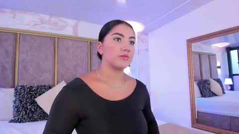 Snapshot of paulinaduarte_ chatting on 09-19-25, 12:39 Paulina online show from 09-19-25, 12:39