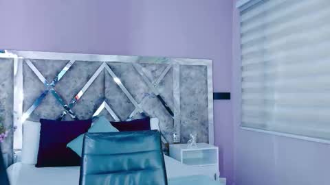 Snapshot of paulinaduarte_ chatting on 10-18-25, 01:12 Paulina online show from 10-18-25, 01:12