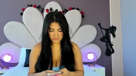 Snapshot of paulinaduarte_ chatting on 10-25-25, 02:24 Paulina online show from 10-25-25, 02:24