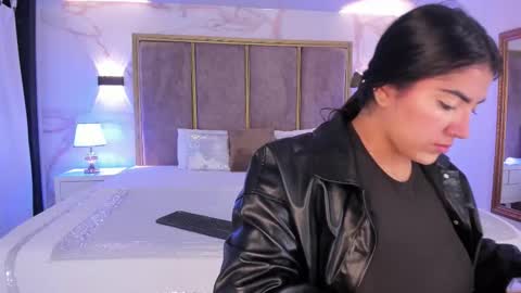 Snapshot of paulinaduarte_ chatting on 10-26-25, 10:21 Paulina online show from 10-26-25, 10:21