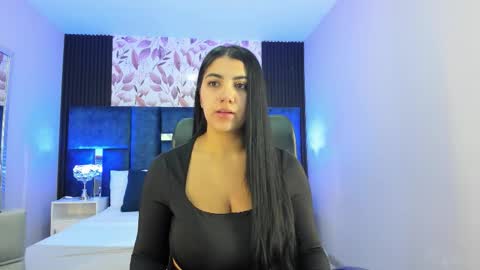 Snapshot of paulinaduarte_ chatting on 11-11-25, 11:32 Paulina online show from 11-11-25, 11:32