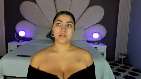 Snapshot of paulinaduarte_ chatting on 11-20-25, 11:21 Paulina online show from 11-20-25, 11:21