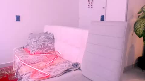 vle online show from 02-25-25, 05:25