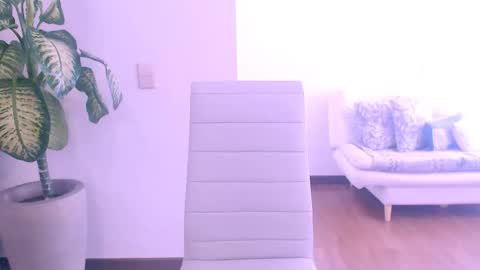 Snapshot of paulinerussell chatting on 03-02-26, 06:59 vle online show from 03-02-26, 06:59