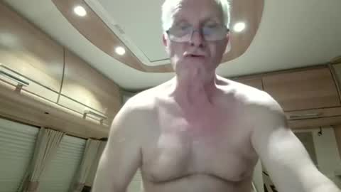 Snapshot of paull56r_ chatting on 03-10-25, 12:07 Hi Im Paul online show from 03-10-25, 12:07