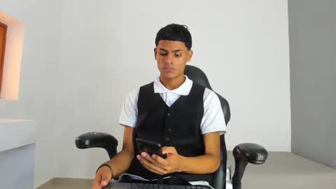 Paull Cassidy online show from 10-19-25, 07:14