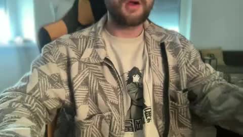 Snapshot of paulsimpsn chatting on 11-01-25, 11:12 love bush online show from 11-01-25, 11:12