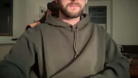 Snapshot of paulsimpsn chatting on 01-07-26, 05:15 love bush online show from 01-07-26, 05:15