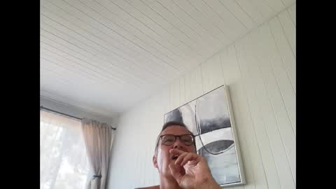 Snapshot of paulwill2377 chatting on 09-15-25, 06:19 paulwill2377 online show from 09-15-25, 06:19