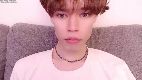 Snapshot of pawclaw chatting on 10-12-25, 05:12 pawclaw online show from 10-12-25, 05:12