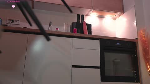 Snapshot of pawg_official chatting on 11-18-25, 10:25 pawg_official online show from 11-18-25, 10:25