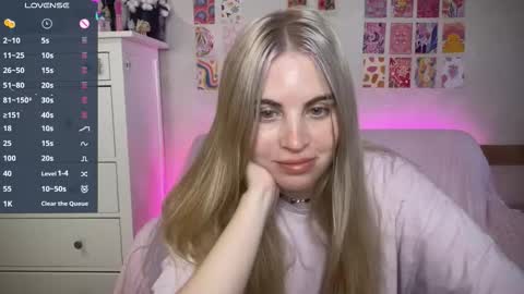 Allisses online show from 10-08-25, 06:33