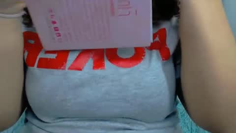 Snapshot of payton_bailey chatting on 01-18-25, 12:57 Payton online show from 01-18-25, 12:57