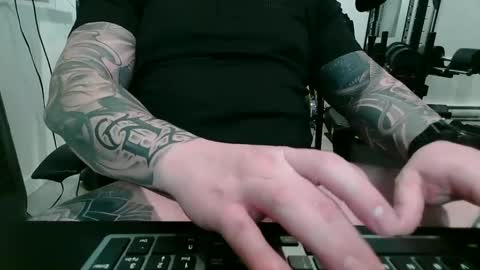 pcostyle online show from 02-25-25, 06:42