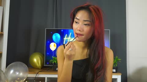 Violetta online show from 12-20-24, 12:38