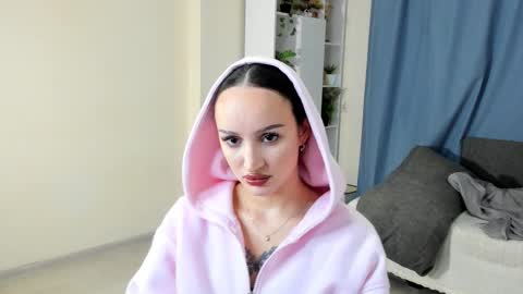 Violetta online show from 11-22-25, 08:02