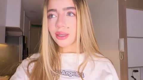 Ema online show from 10-09-25, 01:53