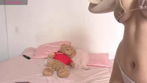 Ema online show from 10-28-25, 03:25