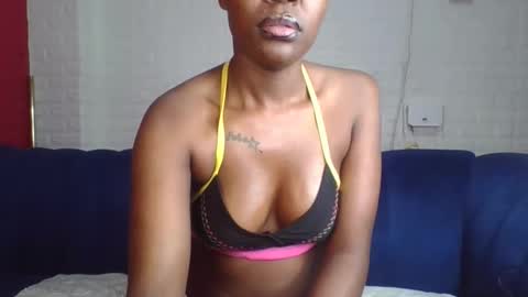 Snapshot of peach_melbah chatting on 10-25-25, 09:20 peach_melbah online show from 10-25-25, 09:20