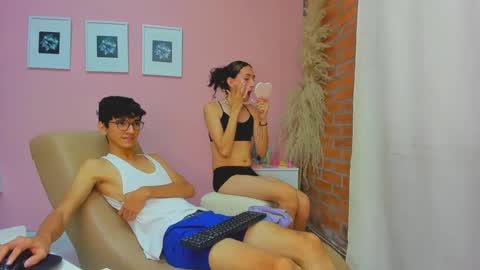 peach tyron online show from 12-10-24, 01:00