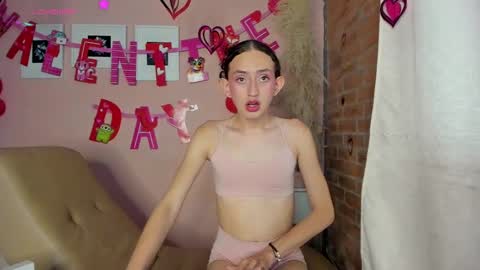 peach tyron online show from 02-17-25, 07:42