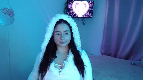 peacherry_ online show from 12-27-24, 01:53