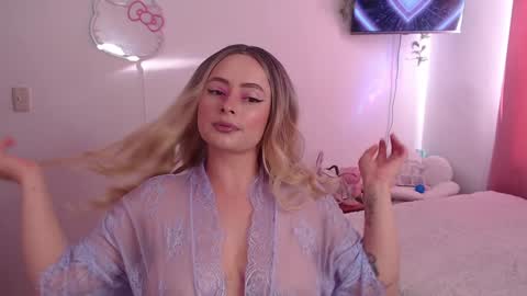 peacherry_ online show from 01-27-25, 10:06