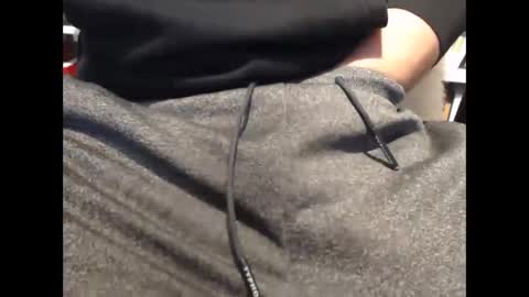 Snapshot of peacheshubby chatting on 01-06-25, 04:23 hard4u online show from 01-06-25, 04:23