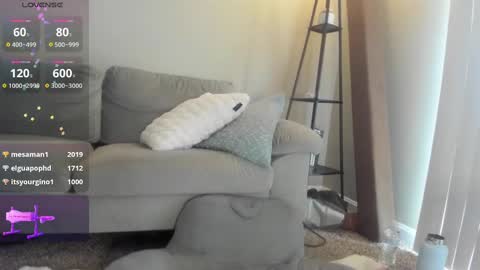 Snapshot of peachespanties123 chatting on 12-18-24, 05:52 Peaches online show from 12-18-24, 05:52