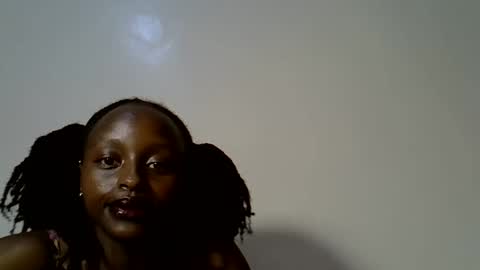 Snapshot of peachy_ebony chatting on 11-03-25, 02:35 peachy_ebony online show from 11-03-25, 02:35